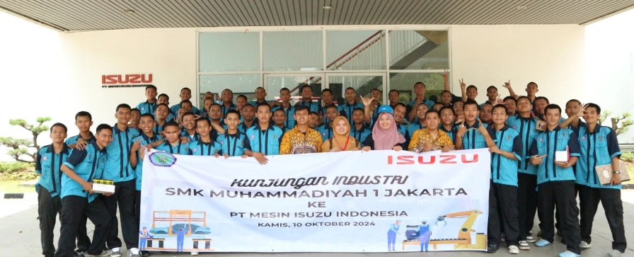 Kegiatan Kunjungan Industri SMK Muhammadiyah 1 Jakarta ke PT Mesin Isuzu Indonesia 1 ~blog/2024/11/11/51