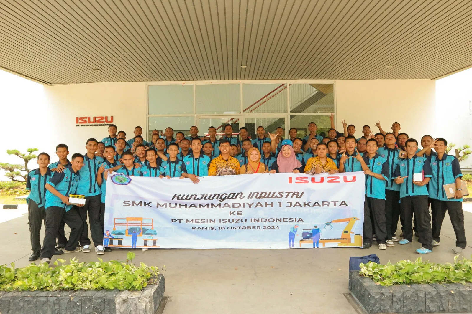 Berita Kunjungan Siswa SMK Muhammadiyah 1 Jakarta 1 ~blog/2024/11/13/51