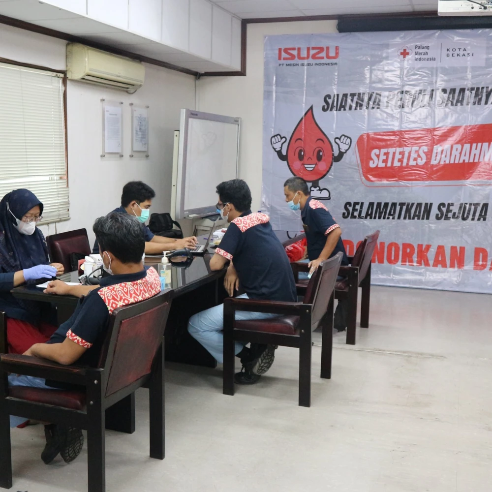 Acara Donor Darah di PT Mesin Isuzu Indonesia